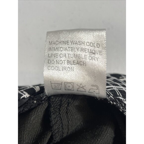 Tail Tech Capri Pants Womens Size 6 Gray Performance Stretch Casual Athleisure - Picture 10 of 16